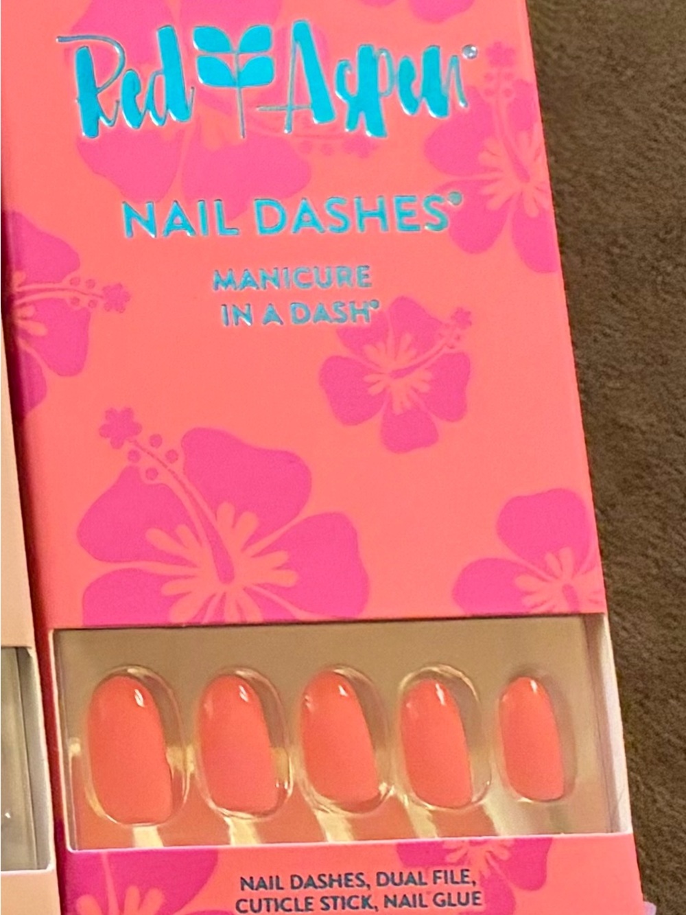 Red Aspen Coral Pink Nail Dashes – Press-On Manicure